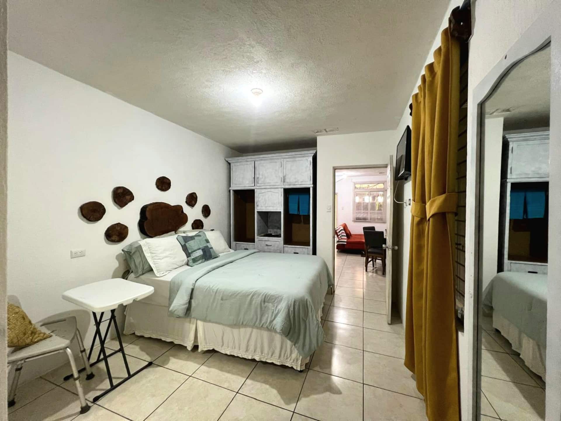 COMFY furnished private apartment.Netflix/internet — photo 4