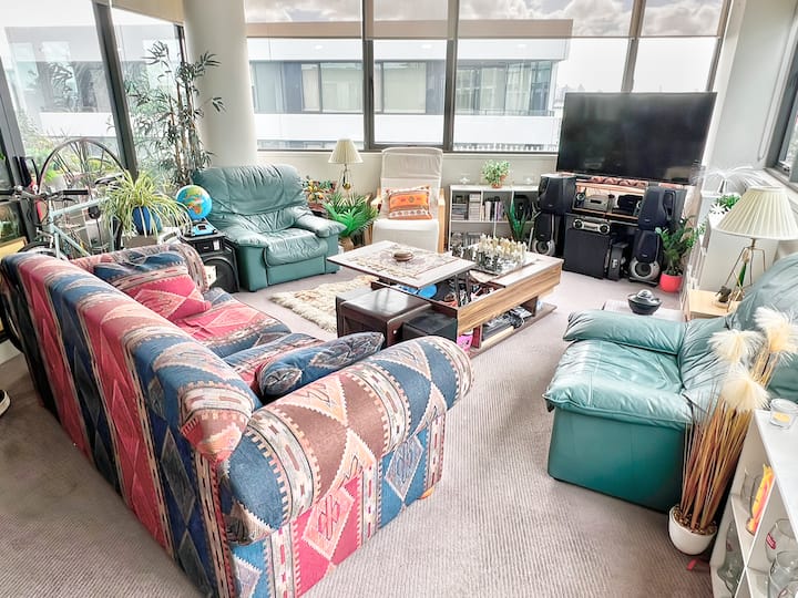 Close to Airport and 
City with Secure Parking