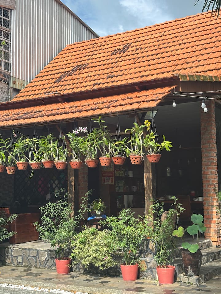 Ambedo Hotel - Room For 4 People View Garden - Phú Quốc