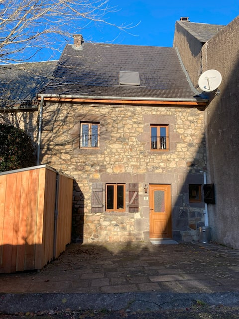 Small Auvergne house