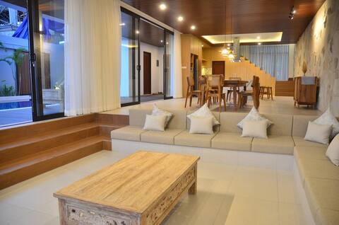 Sunshine City View Villa 6 BR with a private pool