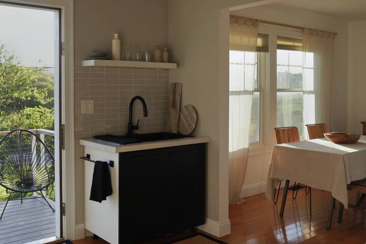 Lovely Home on Block Island | Ocean views Big Lawn gallery image 3