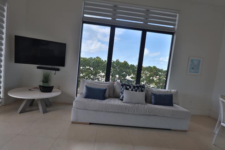 Beautiful 5 Star Bungalow! - The Bahamas
