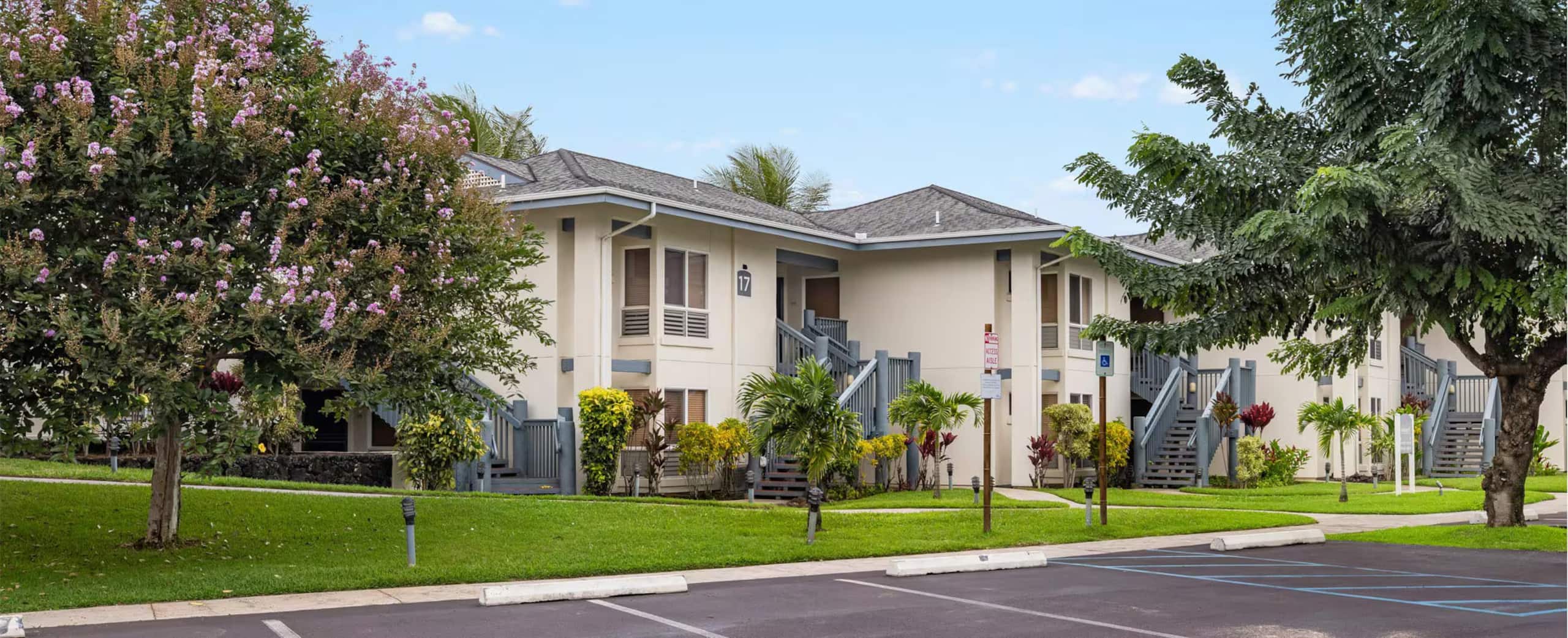 Resort in Princeville · ★4.67 · 2 bedrooms · 3 beds · 2 private baths - Image 33
