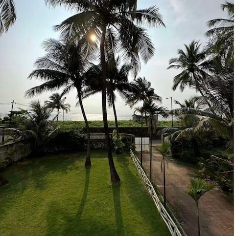 Seashore Villa- 4BHK Seaview with private pool