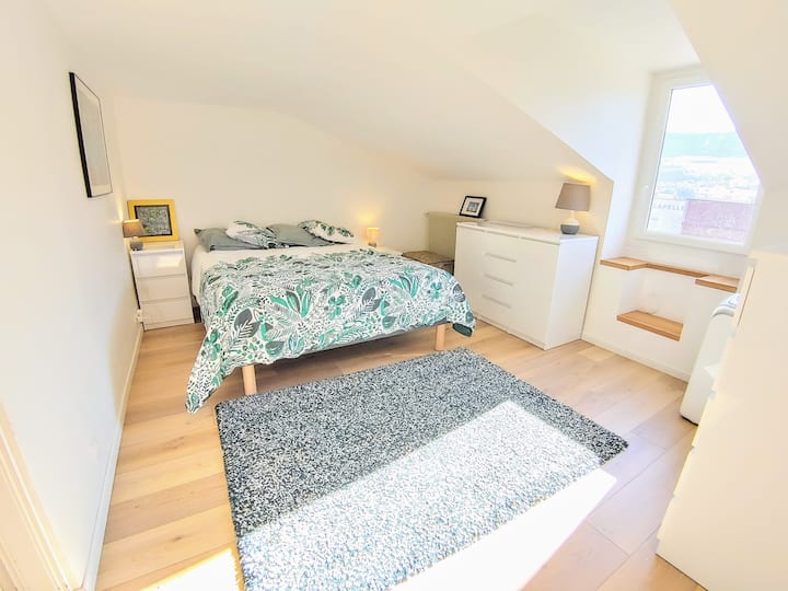 Chambre n°2 - 2 lits en 90x200 soit en grand lit