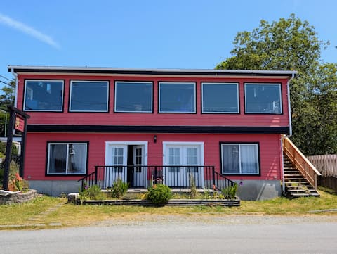 The Sitka Suite | Waterfront, Central, 2 Beds