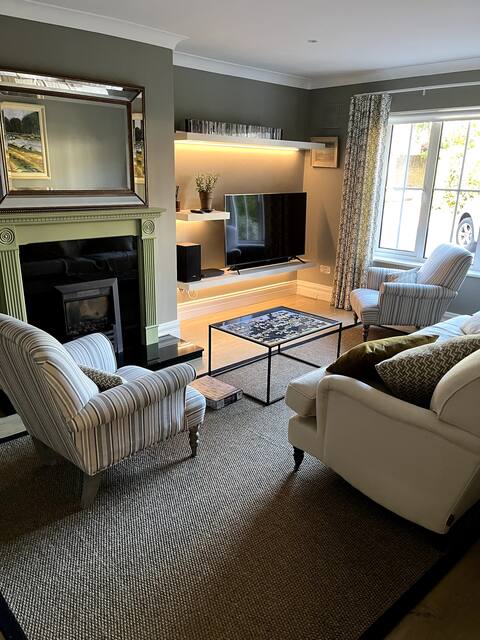 4 double bedroom family home, Foxrock, Dublin