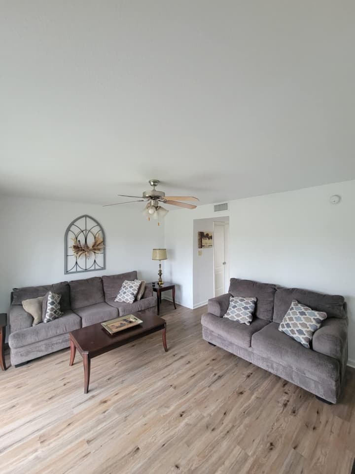 Kessler Tdy.2 Bdrm Pool Waterview - Ocean Springs, MS