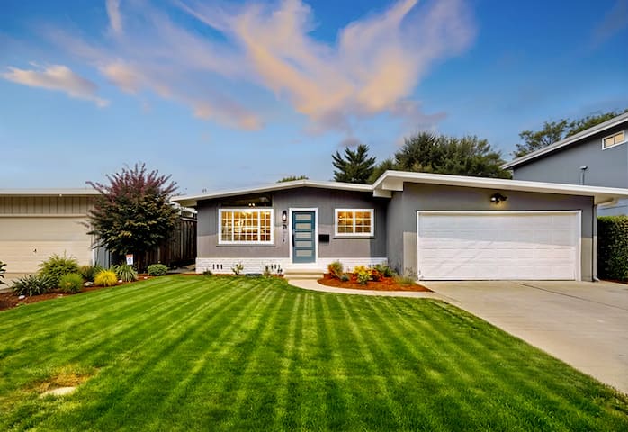 Splendid Custom Bungalow | Stanford | Meta | IKEA