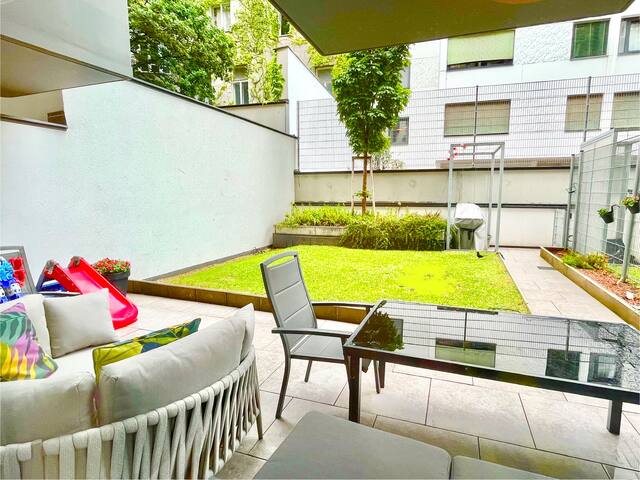 Urban Family Oasis – AC, Garden, BBQ, Free Parking gallery image 2