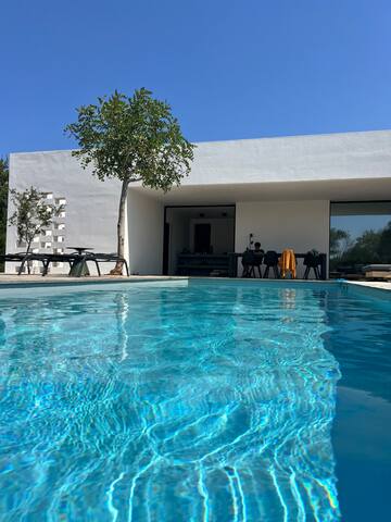 Casa Pavone – Where Elegance Meets Comfort