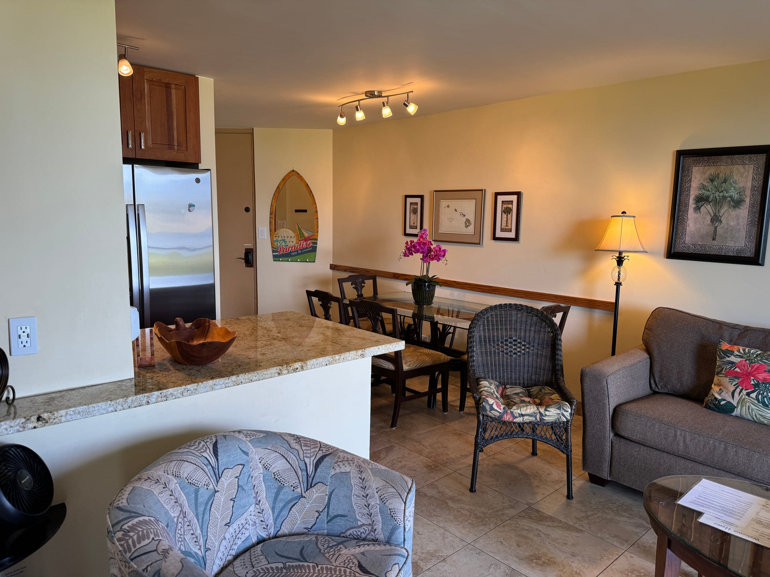 Stunning 2BD/2BA Oceanfront Condo - Image 38