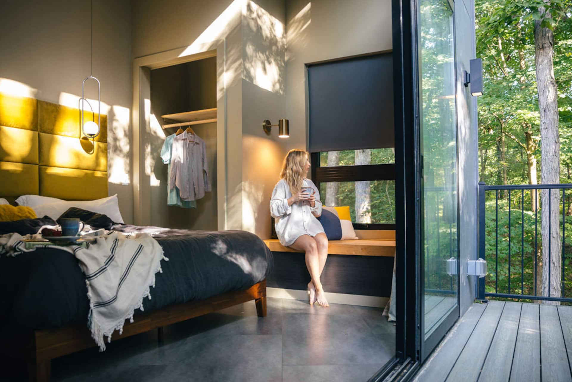 Twelve34 | Glass House | Hot Tub | Hocking Hills