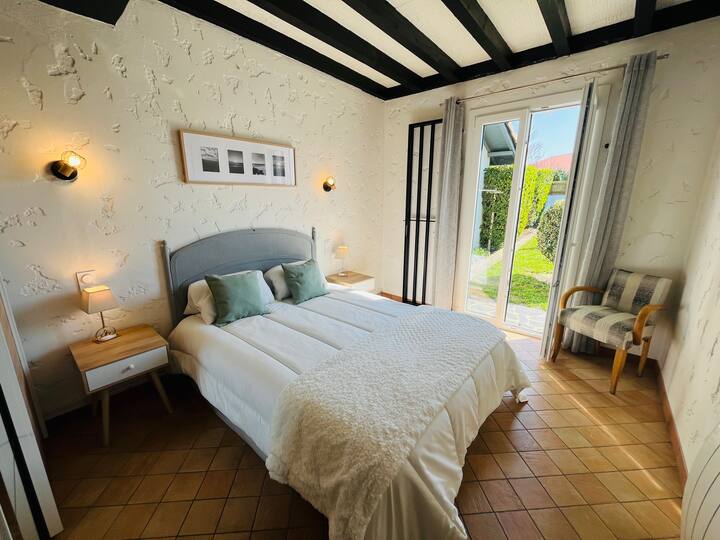 เตียงคู่ขนาด 140 ซม.