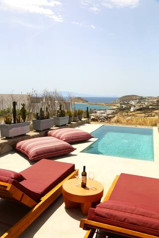 Villa Piccolo Mondo with private pool and sea view gallery image 2