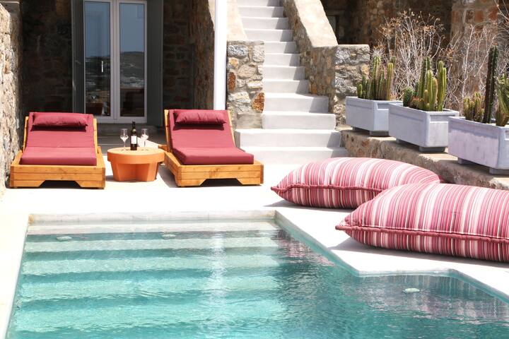 Villa Piccolo Mondo with private pool and sea view gallery image 5