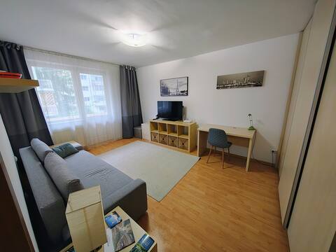 Ultra Central Corner & Parking