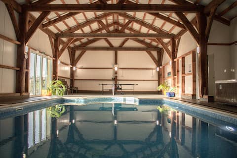 Barn conversion with separate indoor private pool