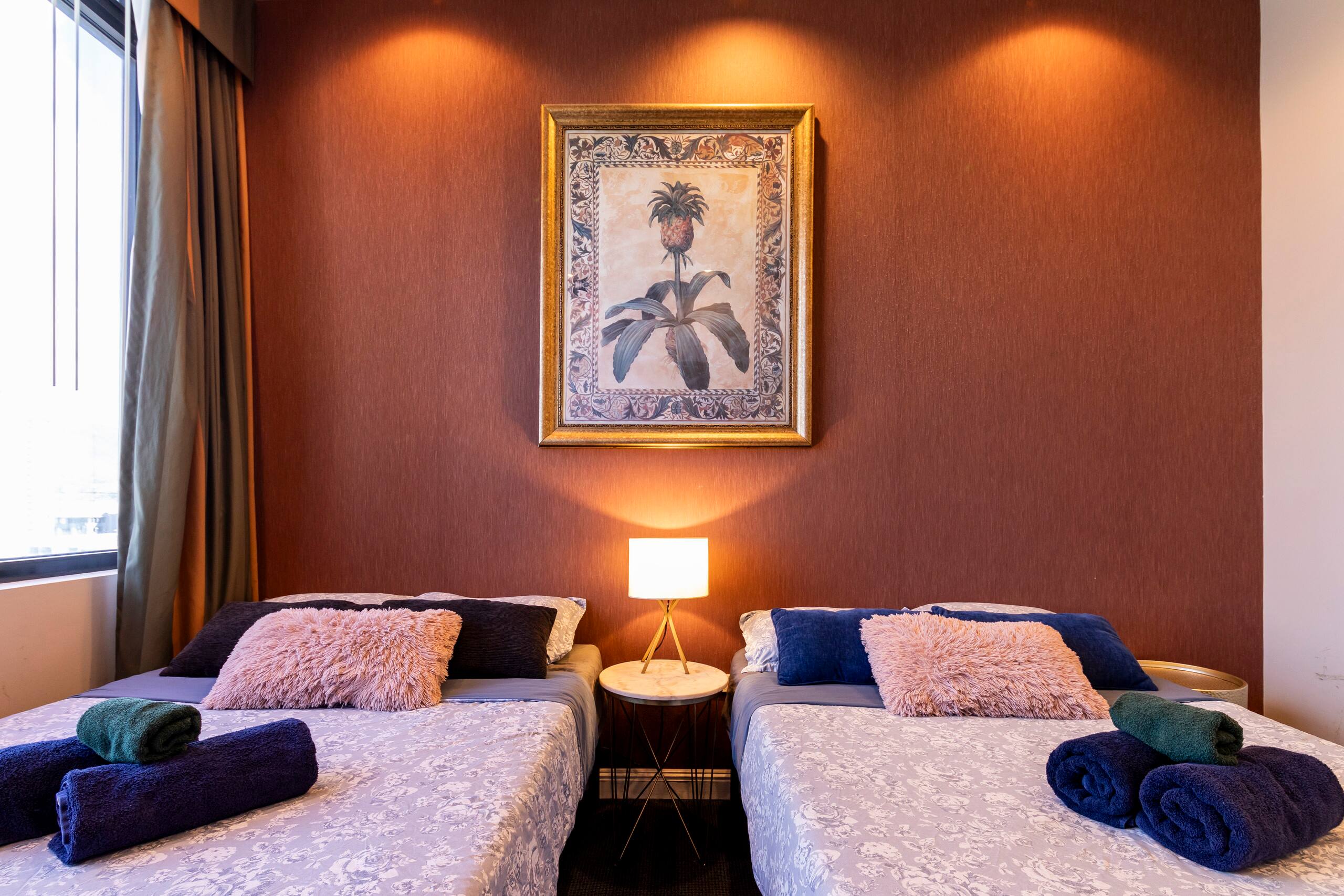 Condo in Honolulu · ★4.45 · 1 bedroom · 3 beds · 1 private bath - Image 27