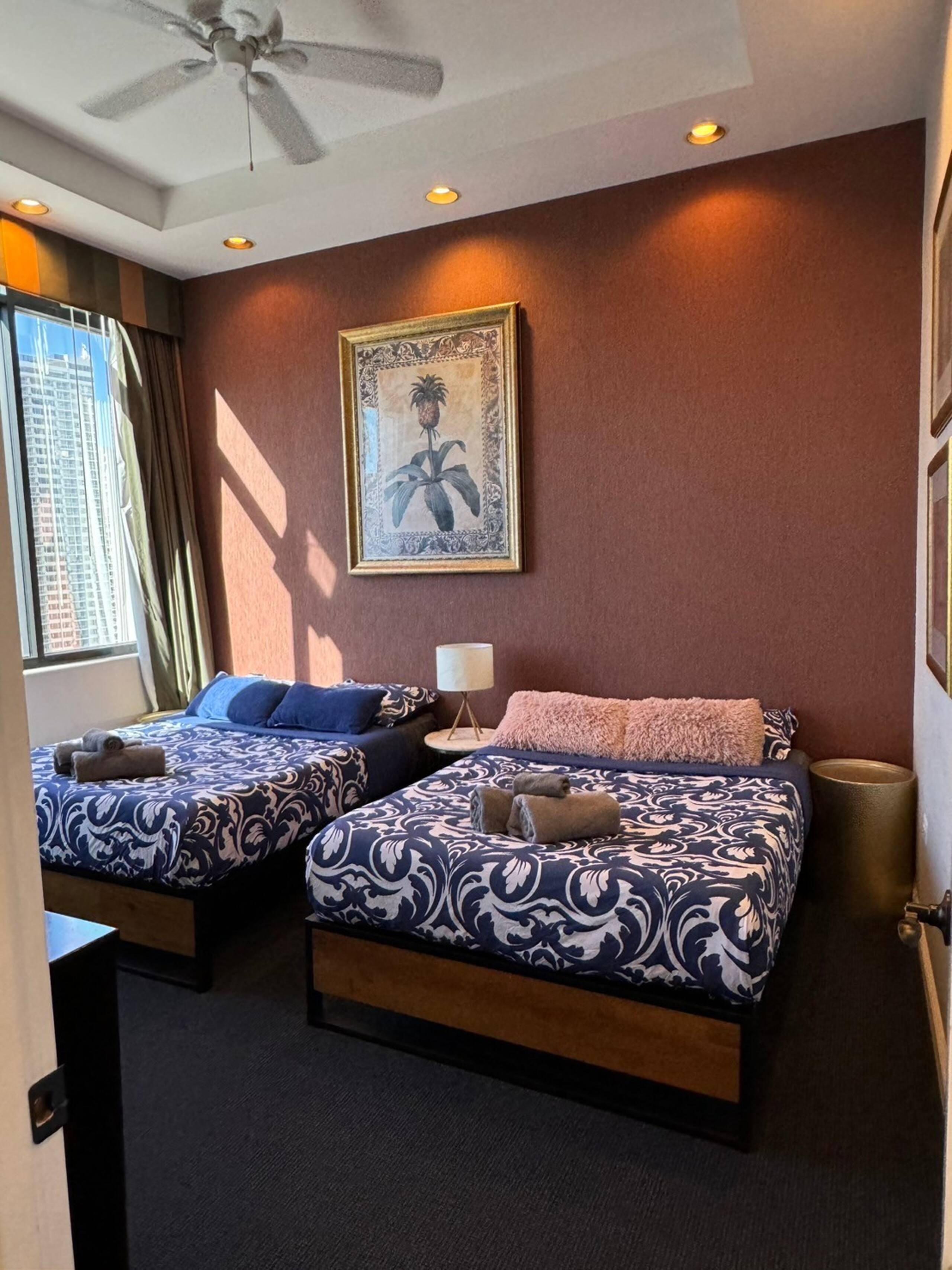 Condo in Honolulu · ★4.45 · 1 bedroom · 3 beds · 1 private bath - Image 30