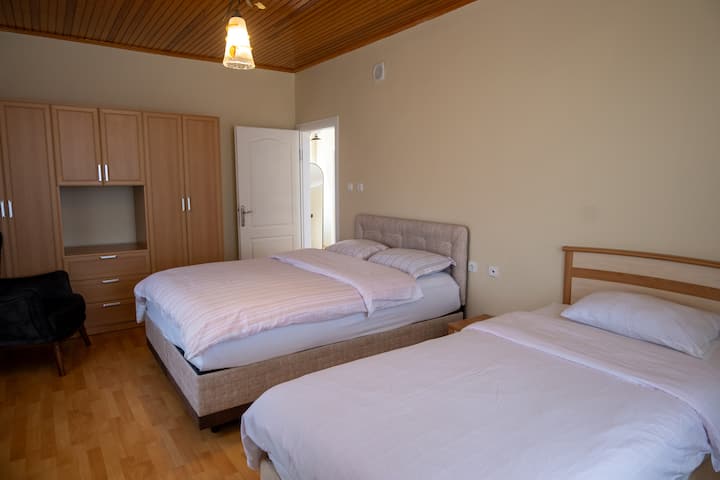 غرفة النوم 1