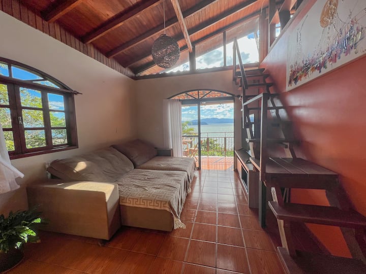 Casa à Beira-mar Em Sambaqui: Piscina & Trapiche - Florianópolis