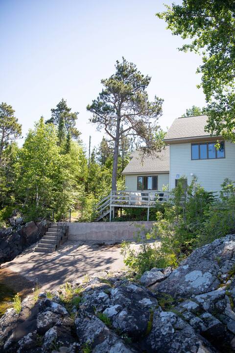 Cat Harbor - Copper Suite - On Lake Superior