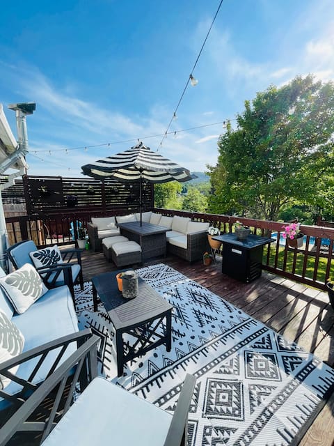 4 BR/2BA Downtown Ticonderoga