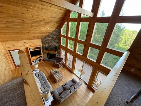 Top performing Airbnb: Luxury Lodge: 3 Decks & Serene Smoky Mtn Sunrises in Townsend
