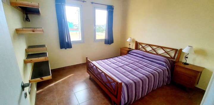 DHOMA 1, NË KATIN E SIPËRM.