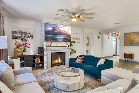 Popular Airbnb listing: Family Pool Home · 2 King Suites · Sleeps 12 in Elk Grove