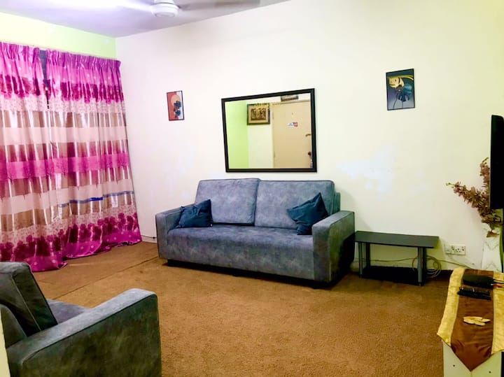 Isyfaq Homestay 4 Bedroom & 3 Bathroom - Seremban