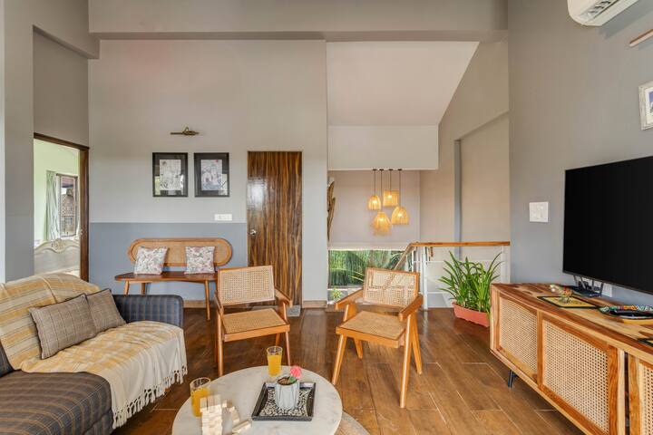 Living room image 8