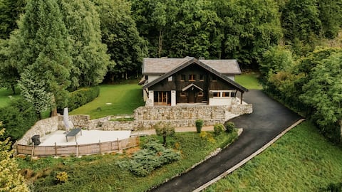 Chalet Kaz - Haute Savoie - 6 Bedrooms 12 Sleeps