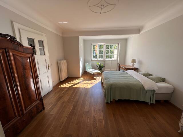 6 bedroom Townhouse (1910) garden, 2 terraces gallery image 3