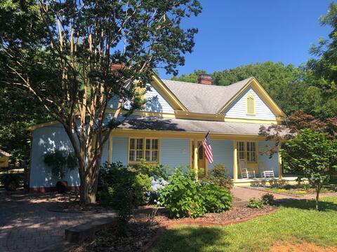 Charming Historical Home in Downtown Waxhaw