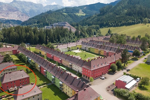 Superior Holiday Home with Sauna