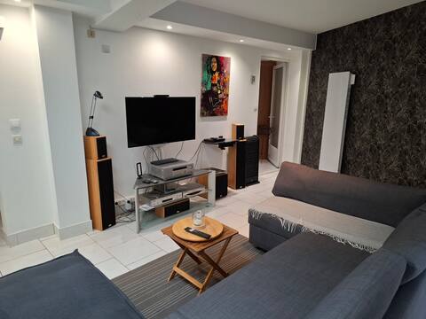 superb spacious accommodation 160 m2.