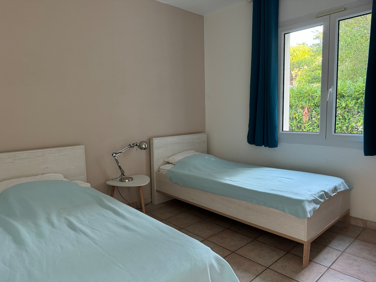 Spavaća soba 5 / spavaća soba 5 - 2 kreveta za jednu osobu