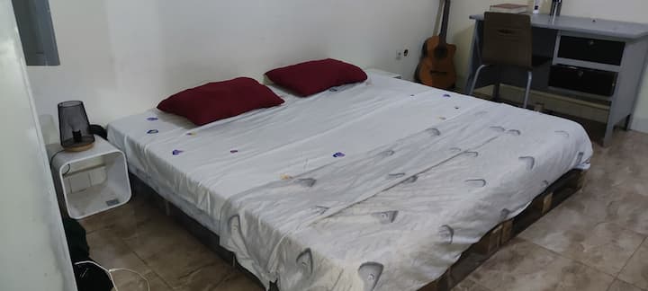 dhoma kryesore e gjumit 