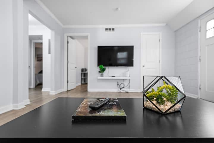 Fifa Family Stay | 2br Near Downtown Atl & Airport - Hartsfield-Jackson Atlanta Airport (ATL)