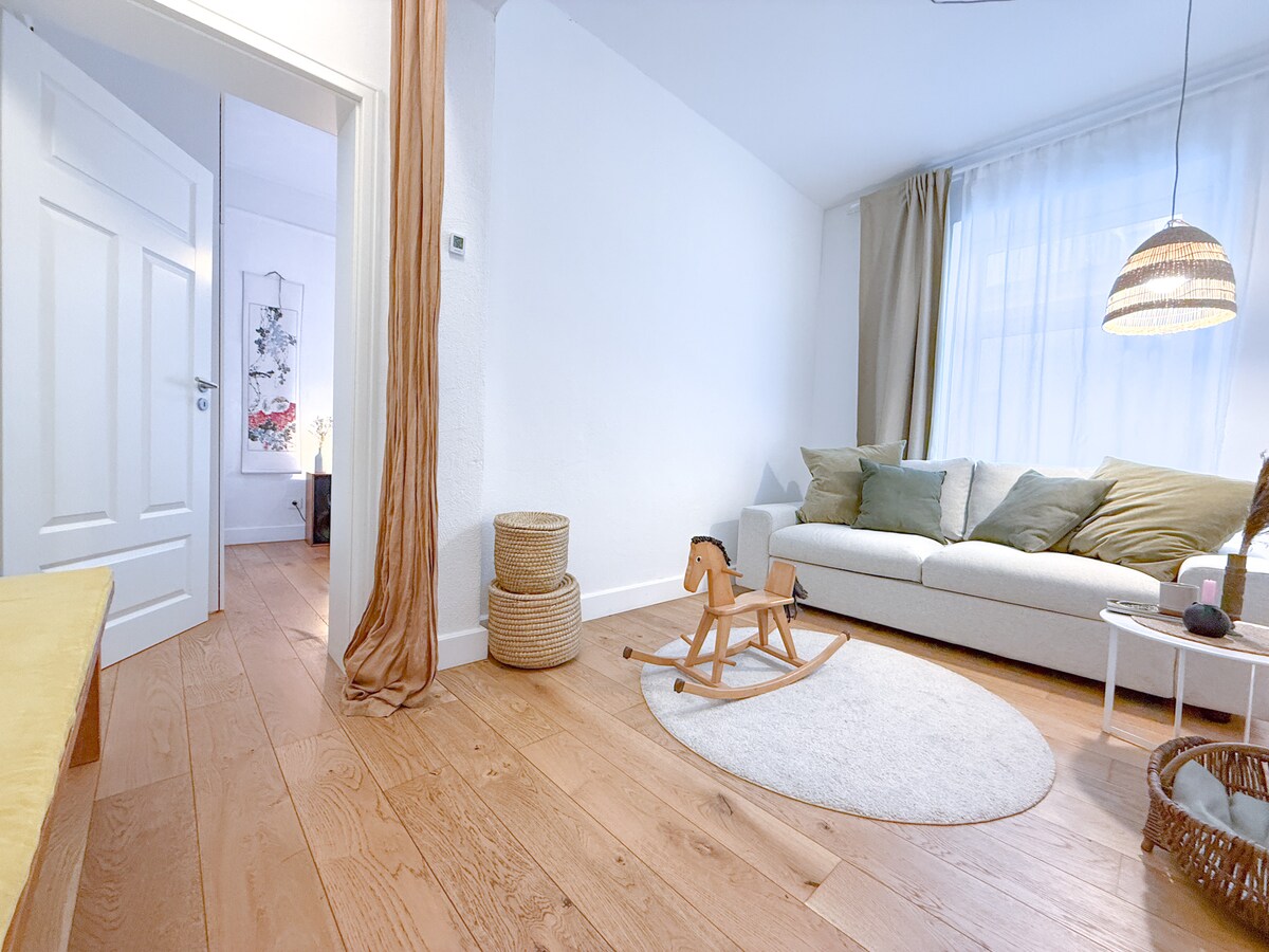 Successful Airbnb property: The Køje — Cozy 4-room old building, central and quiet in Ottensen