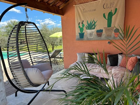 Villa with swimming pool Verdon/land of 4700 m2