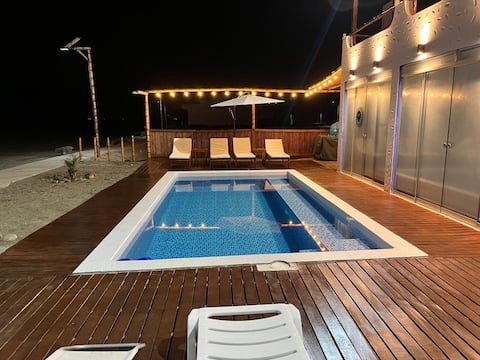 Front row beach house