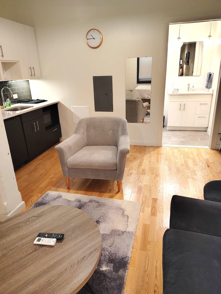 Pratt St Brand New Studio Loft Elevator Wi-fi - ハートフォード, CT