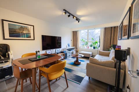 Top performing Airbnb: Stylish 1 bed 4 guests apartment in Islington in Islington