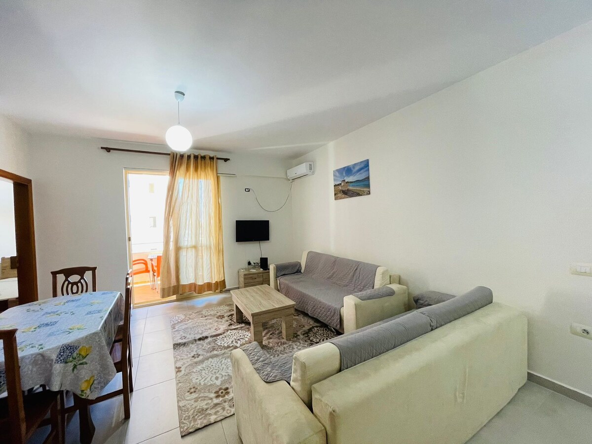 Listing 808783469196280527