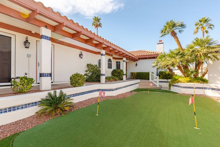 r 4200 ft.² Estate with large pool! Owner operated gallery image 5