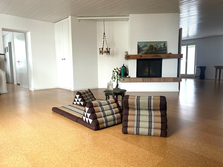 Vista a la chimenea.